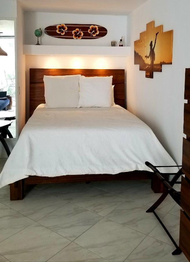Downtown Hawaiian Theme Condo With Hot Tub, Pool & Beach - Kona Islander Inn Kailua-Kona Exteriör bild