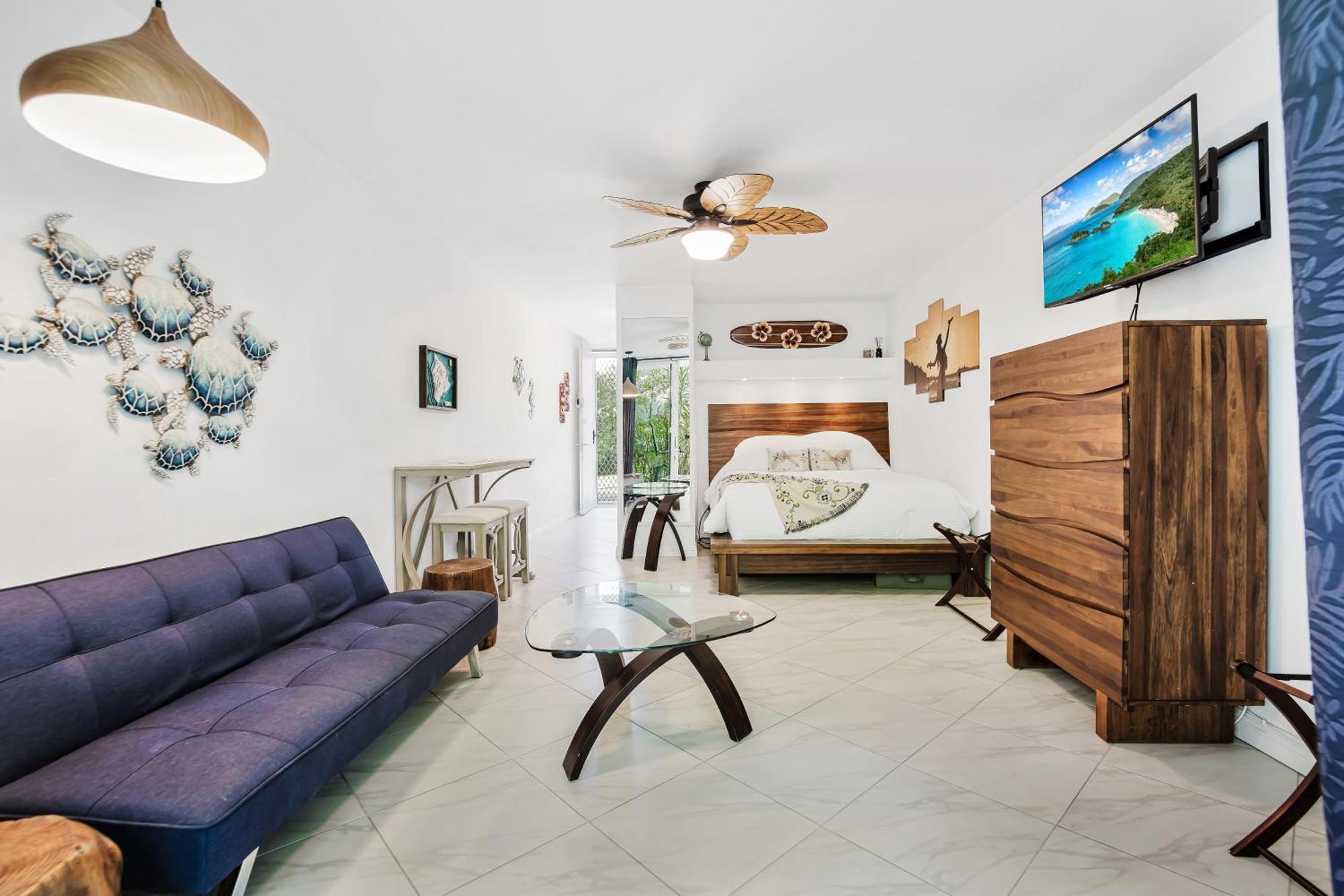 Downtown Hawaiian Theme Condo With Hot Tub, Pool & Beach - Kona Islander Inn Kailua-Kona Exteriör bild